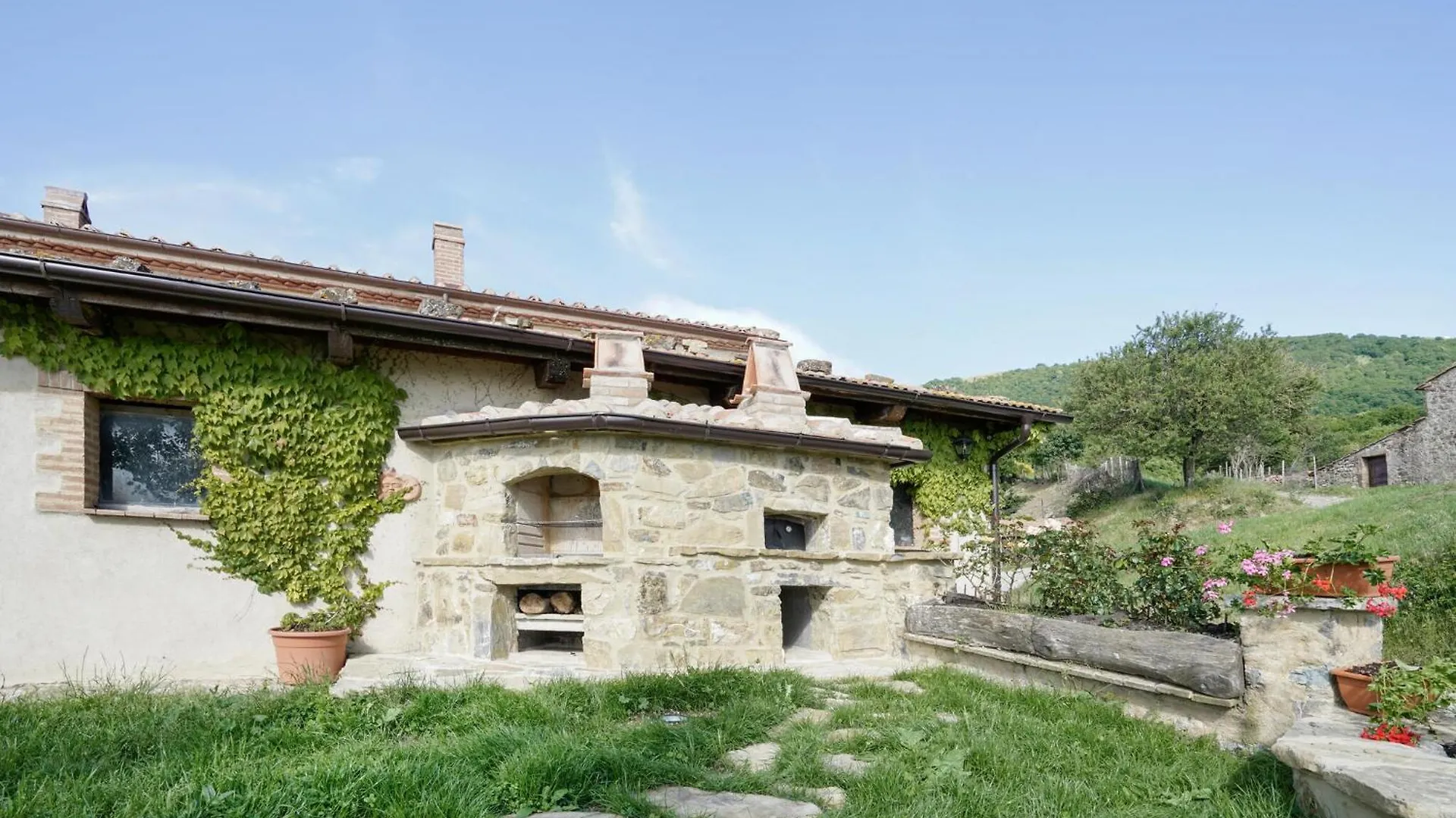 Beautiful Home In Stribugliano With Jacuzzi 意大利